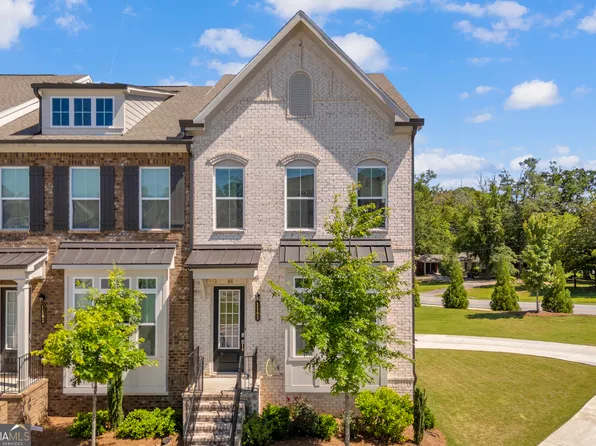 1192 Edwin Ln, Sugar Hill, GA 30518