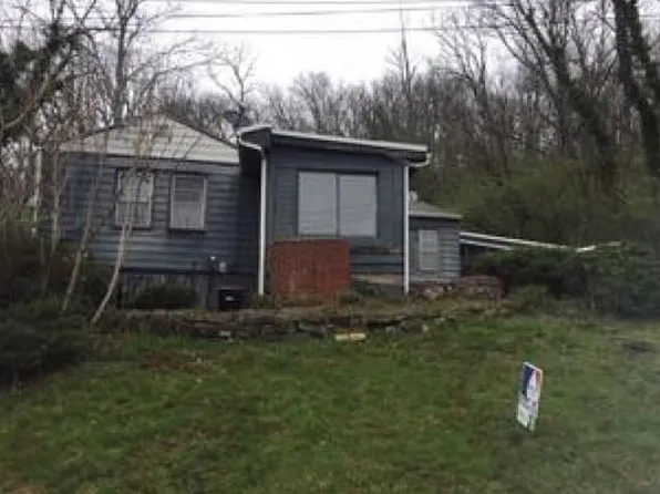 5800 Maphet St, Cincinnati, OH 45227