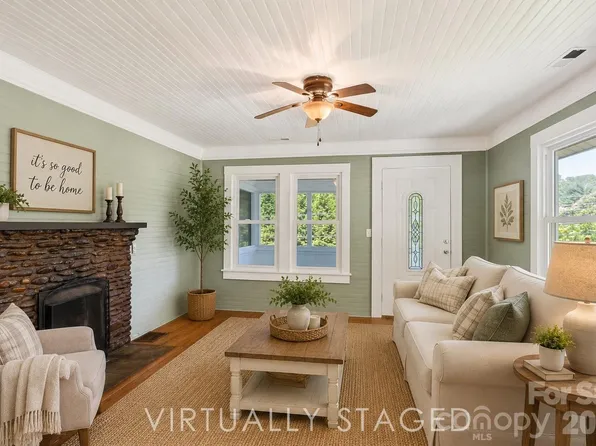 441 Main St, Clyde, NC 28721