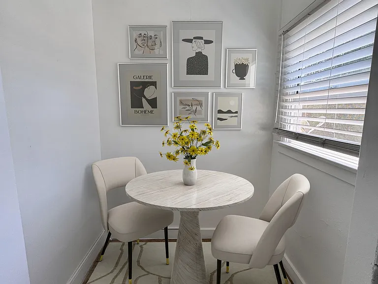 502 N Kenmore Ave #D — Photo 5