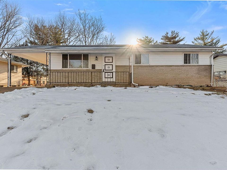 1st image of 2740 Morris Dr