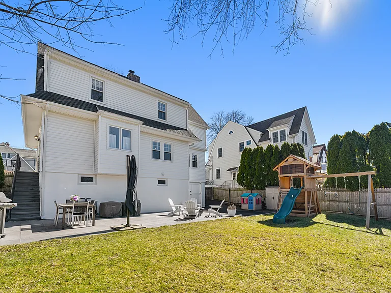 9 Rutgers Pl — Photo 27