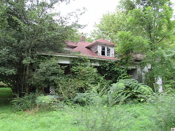 3rd image of 141 School St