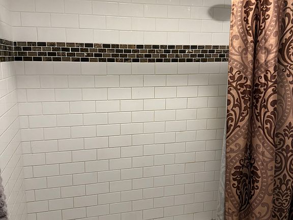 3rd image of 6337 S Langley Ave
