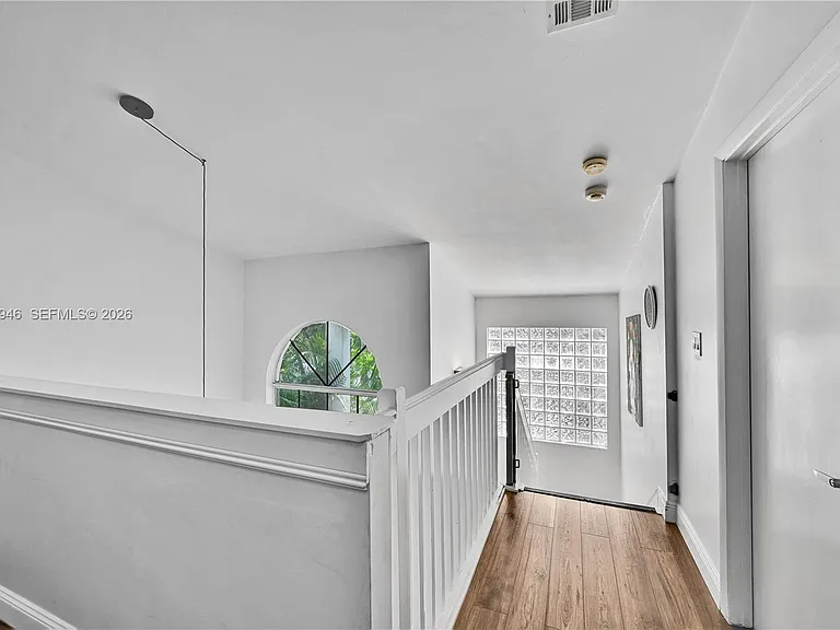 21150 NE 3rd Ave — Photo 21