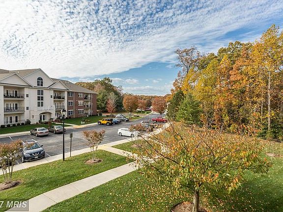 4th image of 802 Coxswain Way Unit 201