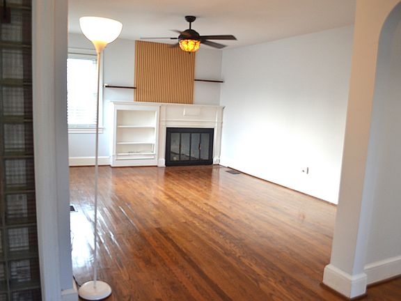 5th image of 101 Lenore Ave