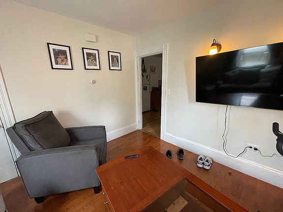 4th image of 41 Brooks Ave #1