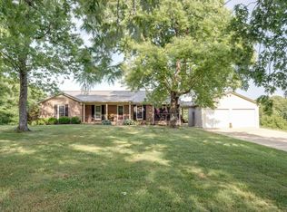 3284 Fly Rd, Santa Fe, TN 38482