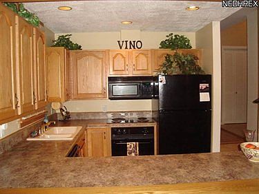 5th image of 1145 Millikin Pl NE