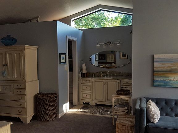 3rd image of 346 Norwood Ct