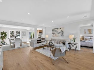 792 8th Ave, Redwood City, CA