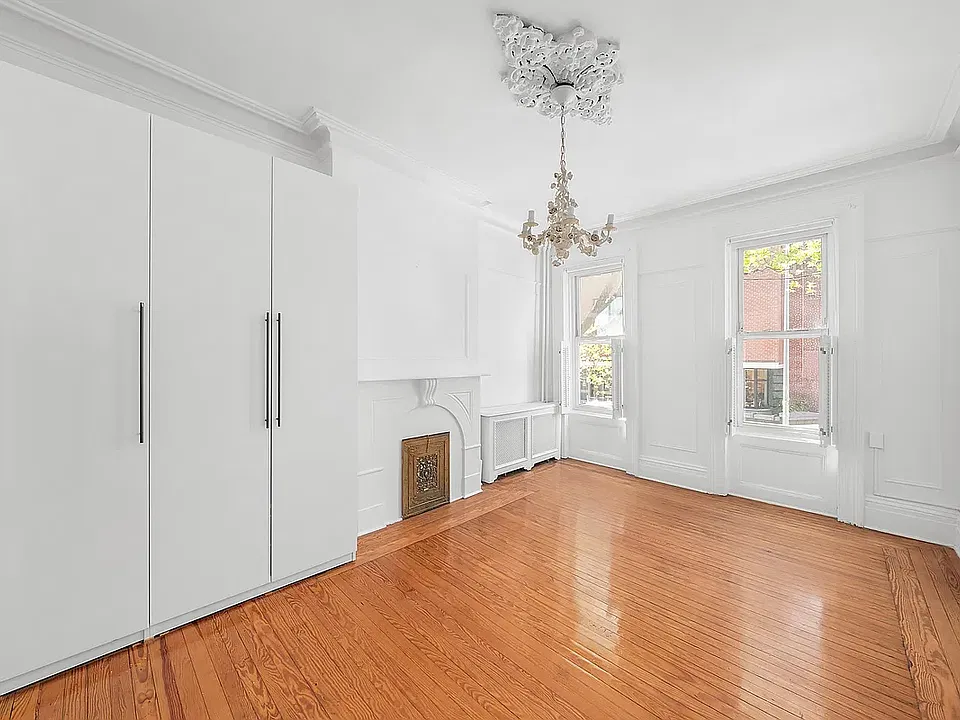 439 Union St #2