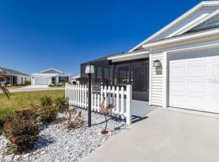 1761 Freddie Ln, Okahumpka, FL 34762