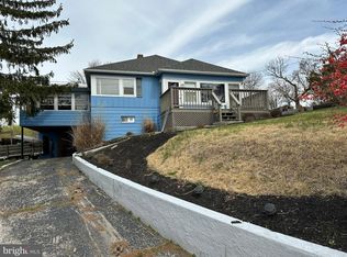 900 Hershey Heights Rd, Hanover, PA 17331