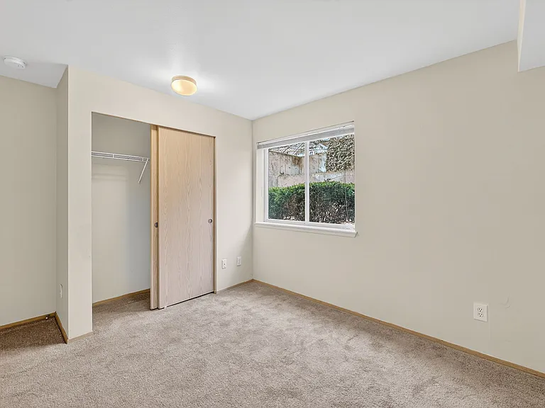 Ivy Ridge Apartments — Photo 23