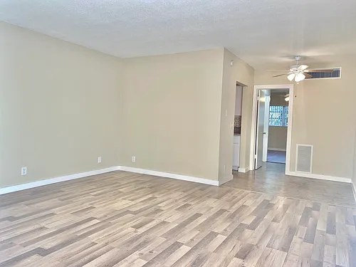 2303 S Federal Hwy #1 Photo 1