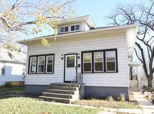 706 Wheeler Ave, Joliet, IL 60436