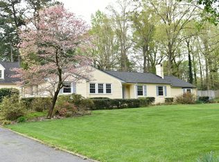 104 Hickory Dr, Manakin sabot, VA 23103