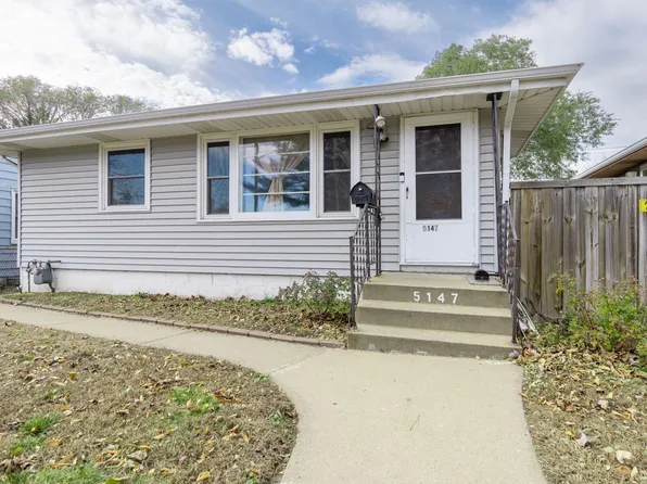 5147 Girard Ave N, Minneapolis, MN 55430