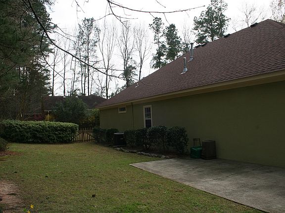 4th image of 4640 Walnut Hill Dr