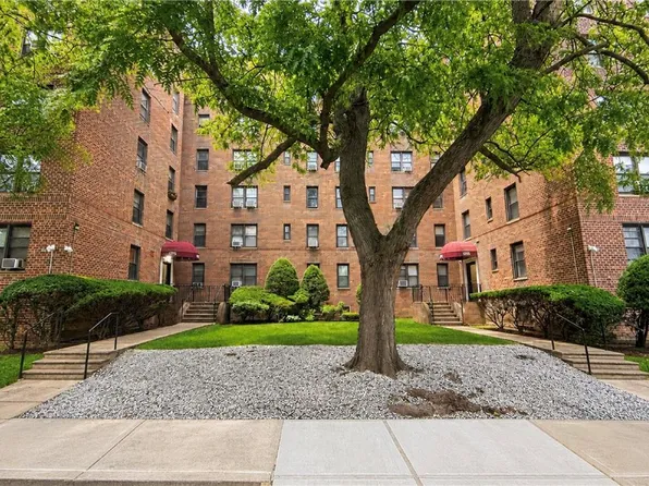 1275 East 5th Street image 1 of 17