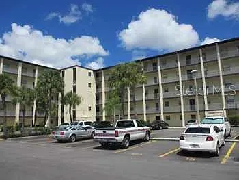 3124 Lake Bayshore Dr #219