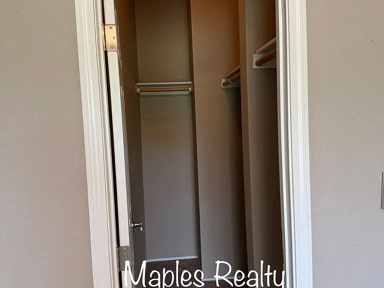 521 Van Buren Rd — Photo 19
