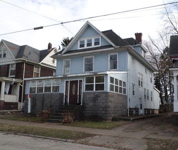 615 W 4th St, Erie, PA, 16507