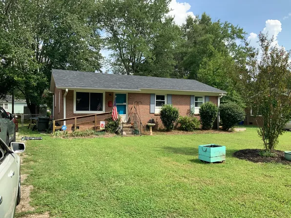 18 Cartwright St, York, SC 29745