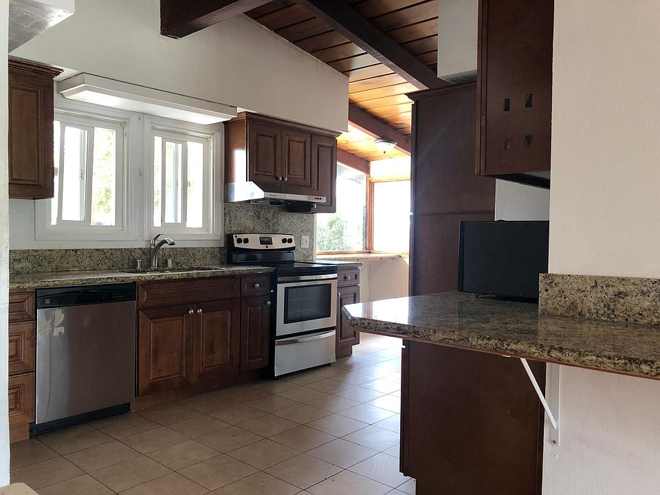 1st image of 5005 Campanile Dr