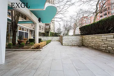 Sold by Green Light Real Estate Group Corp