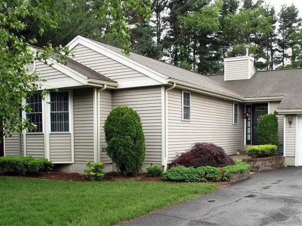 1301 Meadowview Dr, East Windsor, CT 06088