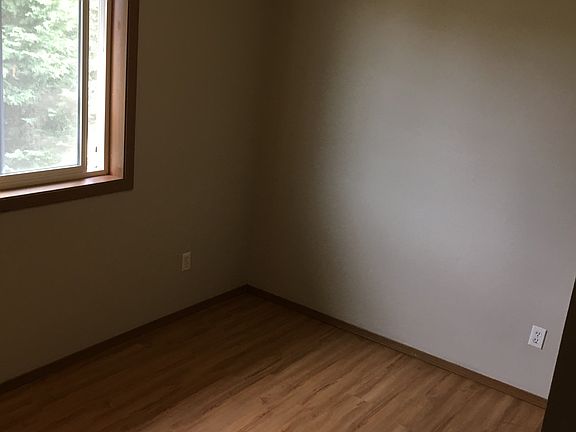 5th image of 6104 46th St NE #D
