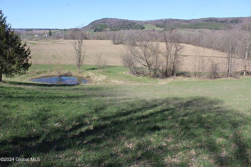 3rd image of 163 Sickle Hill Road