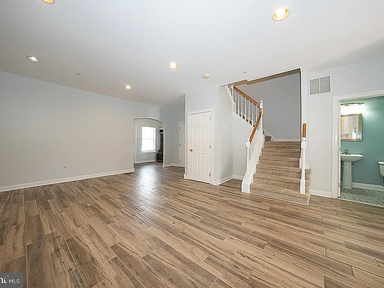 757 Whitetail Cir — Photo 4
