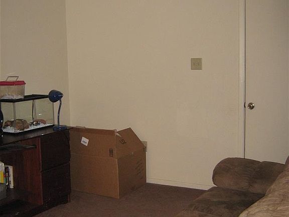 4th image of 1570 N Nydia Ave