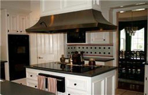 4th image of 4203 Los Verdes Dr