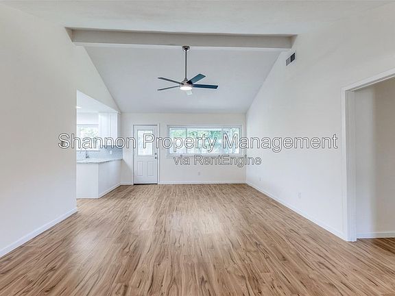 4th image of 2514 Riata Ln