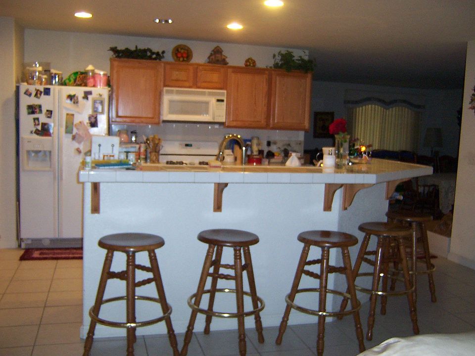 2nd image of 730 Fremont Dr