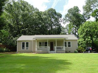 704 Sylvan Dr, Marietta, GA 30066