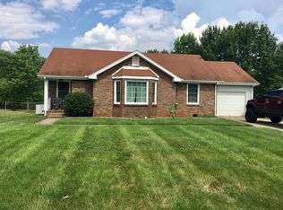 3423 Albert Dr, Clarksville, TN 37042