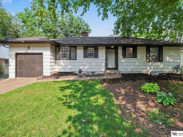 1920 S 53rd St, Lincoln, NE 68506