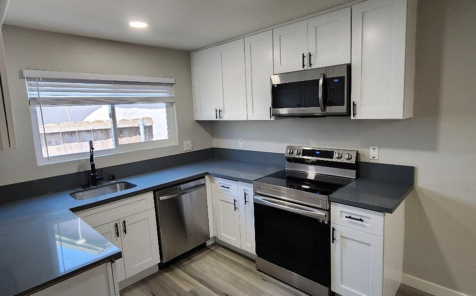 1st image of 3762 47th St #2