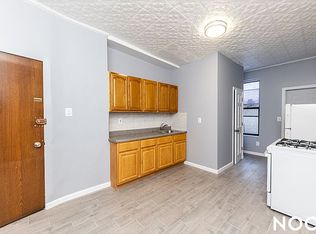 139 Thames St APT 1R, Brooklyn, NY 11237