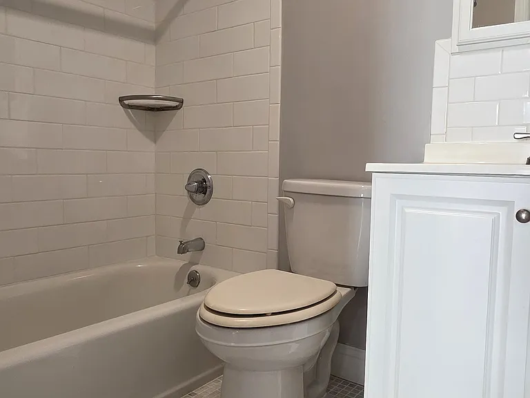 3 E Slope Rd #1 — Photo 17