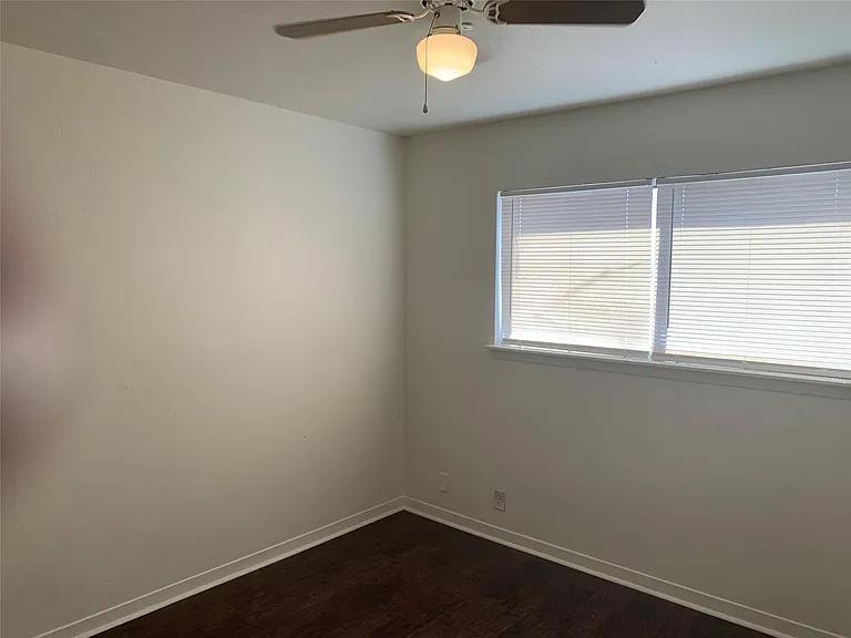 1918 Hearthstone Dr #202 — Photo 15