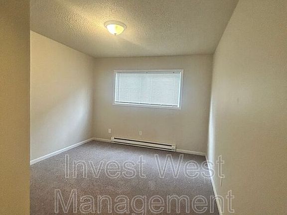 5th image of 1806 E Fourth Plain Blvd APT 2