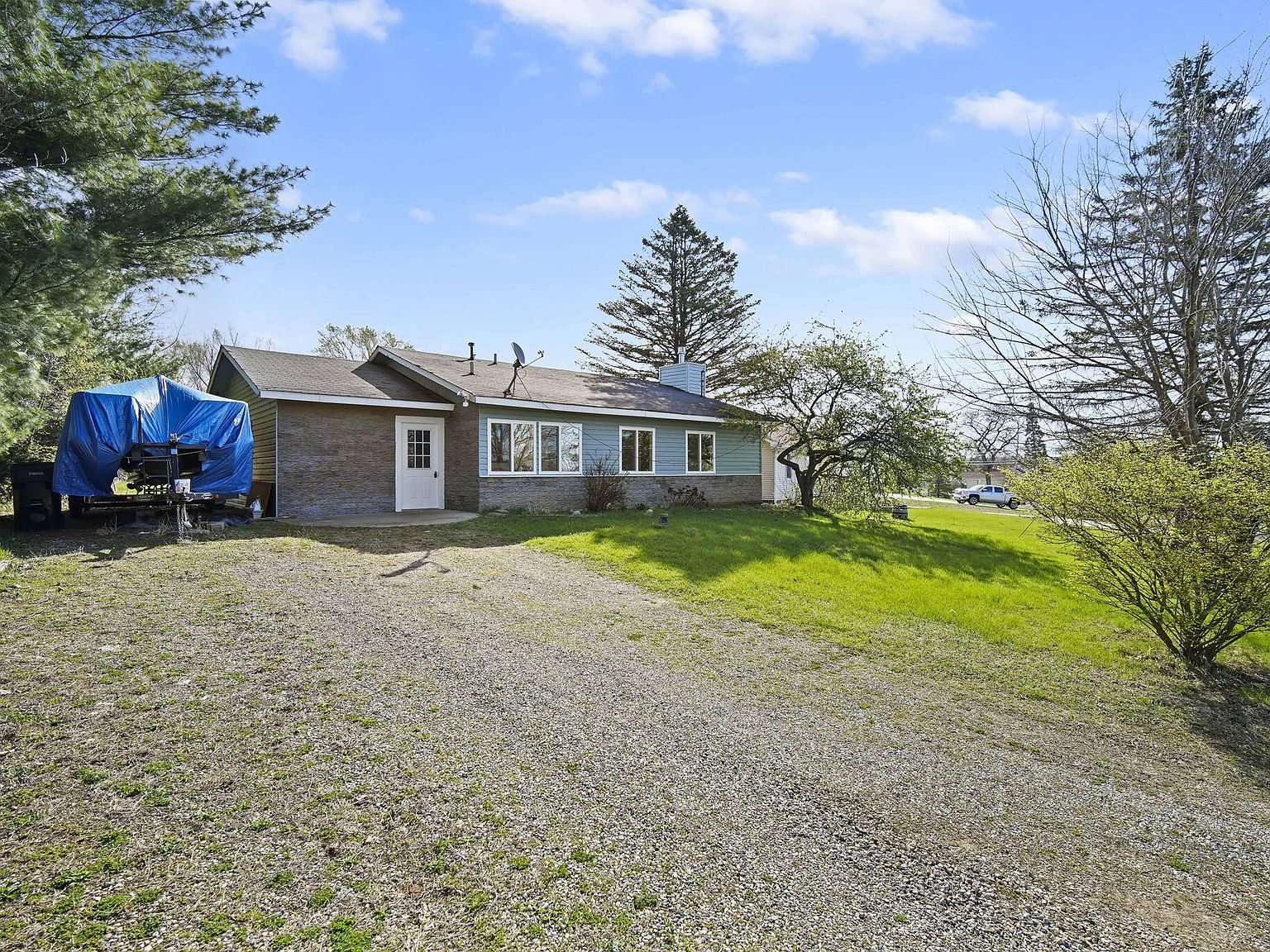 310 Nottingham Dr, Brooklyn, MI 49230 Zillow