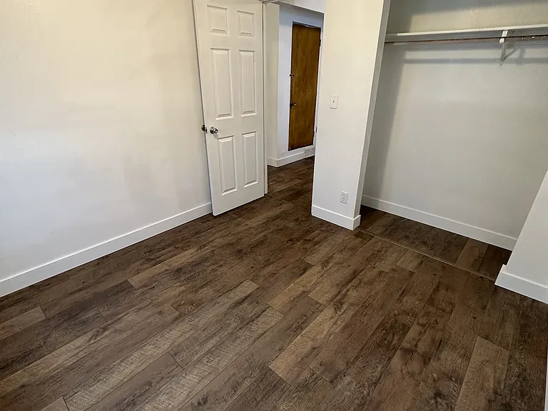 1823 1st Ave S #4 — Photo 6